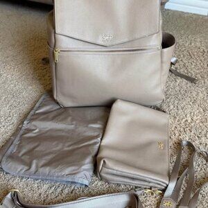 Freshly Picked diaper bag with accessories and stroller straps
